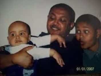 Makkonen Tesfaye with his son Abel. 1593443746160